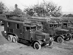 ICM DS3509 Scale 1:35 Wehrmacht Radio Trucks Henschel 33D1 Kfz.72, L3H163 Kfz.72