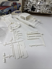 MPC 1974 CHEVROLET CAMARO ANNUAL 3in1 #1-7419-25 AMT RARE UNBUILT MODEL KIT Q27