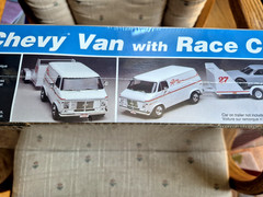1996 REVELL Model CHEVY VAN with RACE CAR TRAILER Kit #7250