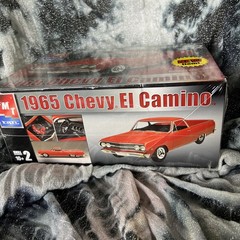 AMT ERTL 1965 Chevy El Camino 1/25 Scale Model Kit 31741 New Sealed