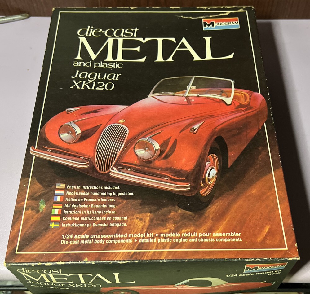 Monogram JAGUAR XK120 1/24 Metal & Plastic Model Kit No. 6103 1979 Opened