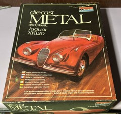 Monogram JAGUAR XK120 1/24 Metal & Plastic Model Kit No. 6103 1979 Opened