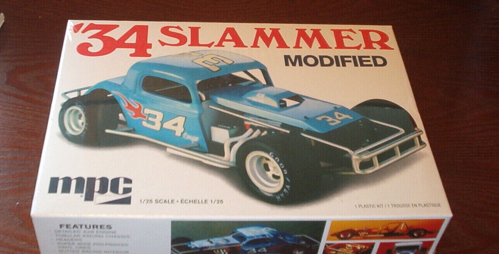 Ford ’34 Slammer Modified Dirt Track Car 1:25 scale MPC Round2Models Sealed