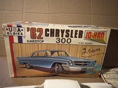 JoHan 1/25 1962 Chrysler 300 Hardtop molded in WHITE USA Oldies Needs Finishing