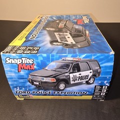 Revell Snap-Tite Max Ford Police Expedition Kit #85-1228 Factory Sealed 1:15
