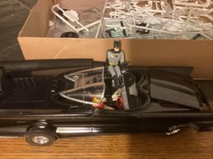 Polar Lights #881 The Batmobile Deluxe Edition 1/25 Scale Plastic Model Kit