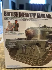 Tamiya 35210 1/35 Military Model Kit British Infantry Tank Churchill Mk.VII