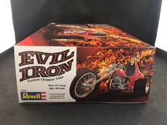 Revell “Evil Iron” Custom Chopper Trike – 1:8 Scale Plastic Model Kit 17325