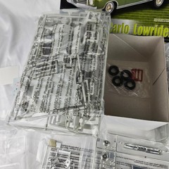AMT 1970 Monte Carlo Lowrider 1/25 Scale Plastic Model Kit