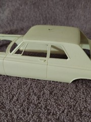 Vintage 1964 Dodge 330 1:25 Model Car Body