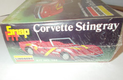 Vintage 1981 Lindberg Model Kit. No. 144 Corvette Stingray Snap 1:32 NOS SEALED