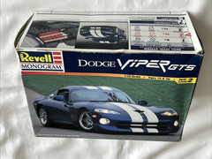 Revell Dodge Viper GTS