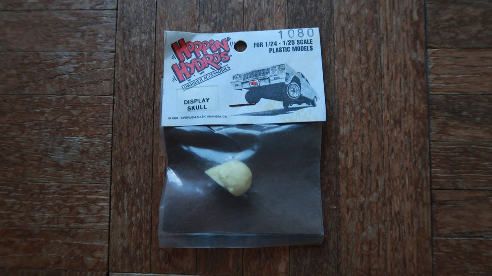 RARE Hoppin Hydros Lowrider Accessories Display Skull #1080 For 1/24 1/25 model