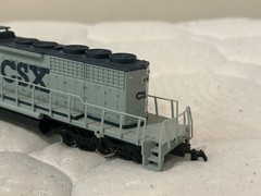 HO Scale Bachmann CSX #8261 Engine