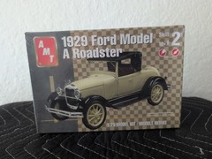 AMT 38073 Classic 1929 Ford Model A Roadster 1:25 Scale Model Kit New Sealed NIB