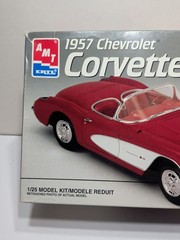 ✨VINTAGE✨ AMT Ertl 1957 Chevrolet Corvette 1/25 Scale Model Kit 8212