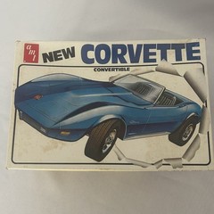 Vtg Corvette Convertible AMT 1:25 Model Kit T460 Sealed Parts Bag Open Box HTF