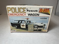 Jo-Han Plymouth Police Emergency Wagon 1:25 Model Kit #C-5100 (STARTED / READ)