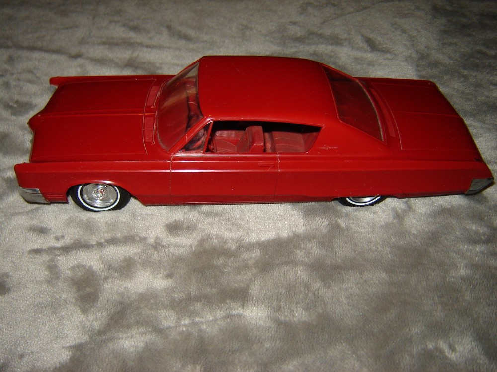 1967 Dealer Promo car Red Colored Chrysler 300 Ex Cond Missing Hood Ornament