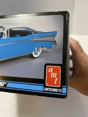 AMT 1957 Chevy Bel Air Model Car Scale 1:25 – Blue/White