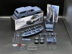 1/25 1979 Dodge D150 Club Cab Camper Truck Model Kit w/ Engine, Clears & Canoe
