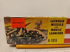 Revell Authentic Kit #H-1816 Lacrosse Missle With Mobile Launcher Model Kit NISB
