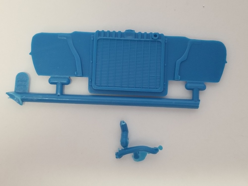 1970 Plymouth Superbird RADIATOR & HOSE from Monogram 1:24 Model Kit 70