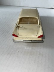 Vintage AMT 1960 Mercury Comet Sedan promo model 1/25 white