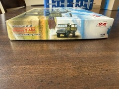 NEW Unimog S 404 German Military Vehicle Truck Model Kit Scale 1:35 ICM 35135