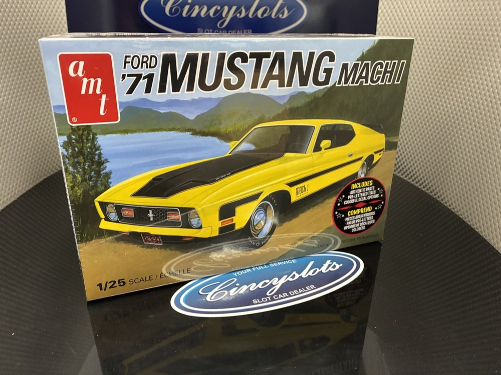 AMT FORD ’71 Mustang MACH I model kit – NEW in Factory Sealed Box!!!!