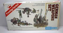 1/72 Scale WWII German, 3 Weapons Set With Crews, ESCI