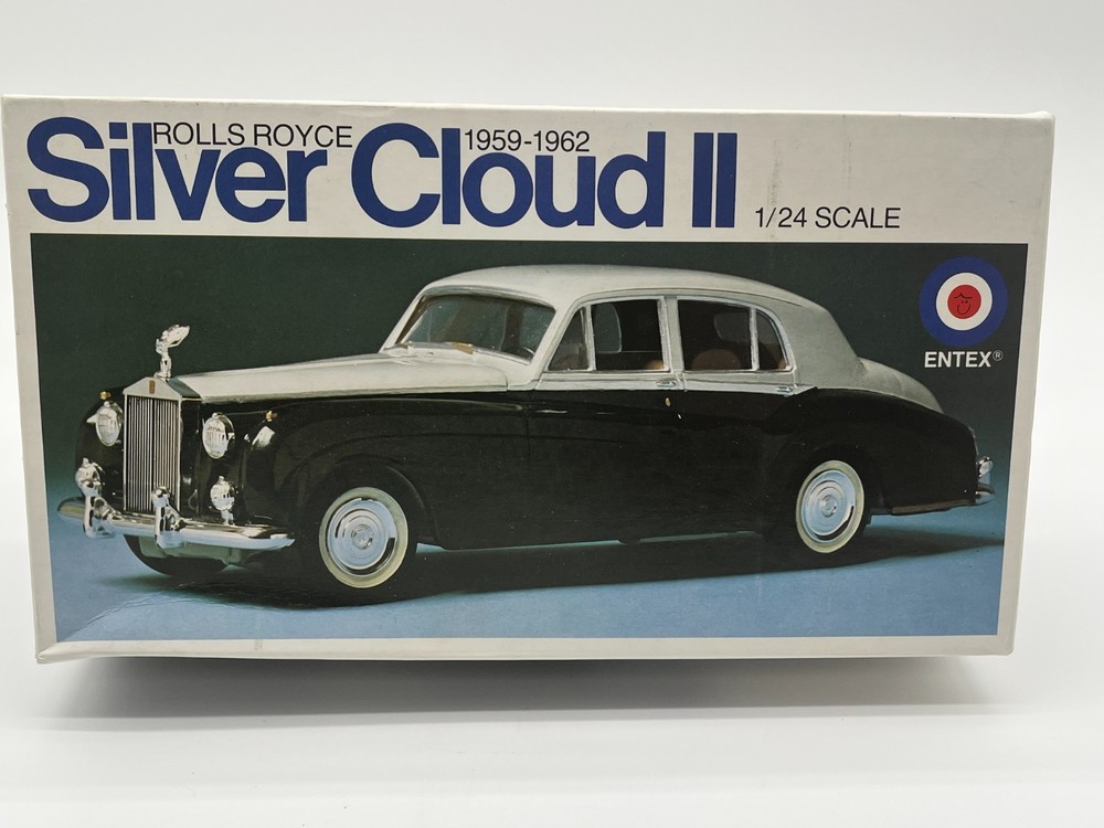 Entex 9111 1959-62 Rolls Royce Silver Cloud II Model KIT 1/24