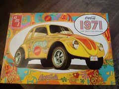AMT Coca-Cola 1971 Volkswagen Superbug Gasser Drag Car 1:25 Model Kit AMT1284