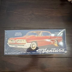 Moebius Models 1:25 1961 Pontiac Ventura Plastic Model Kit Skill 3 MPN 1211