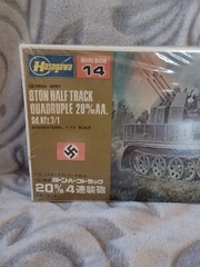 Hasegawa Plastic Model 8 Ton HALF TRACK QUADRUPLE 20m/m AA Sd.Kfz. 7/1 -1 /72