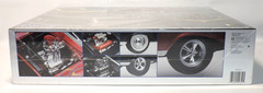 Revell ’57 Chevy Hardtop 3 ‘n 1 50th Anniversary w/ ’50s Jukebox Pin, NEW in Box