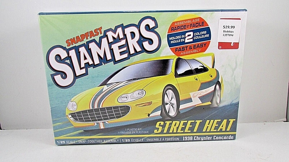 AMT 1/25 1998 Chrysler Concorde Slammers Street Heat Model Kit AMT1227-NEW