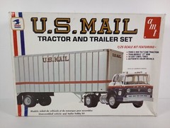 U.S. Mail Tractor and Trailer Set AMT 1:25 Model Kit # T549 ~ Sealed Parts Bags