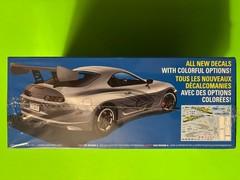 1995 TOYOTA SUPRA MODEL KIT AMT ROUND 2 1/25 SCALE NEW SEALED COOL LOOK!!