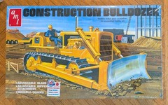AMT 1086 Construction Bulldozer 1/25 Retro Deluxe Model Kit Sealed NOS 2019