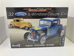 Revell 85-4228 1:25 ’32 Ford 5-Window Coupe 2’n1 Car Model Kit