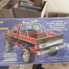 🚨MPC🛞1984 GMC🪨Pickup⛽️Truck 1/25 Model 🌴Deserter🌴Factory Sealed