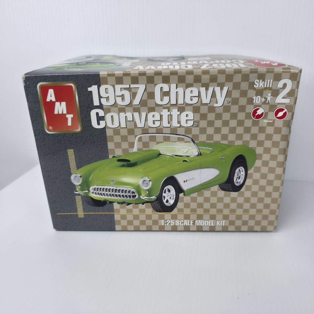 AMT 1957 ’57 Corvette Street Machine 1:25 Model Sealed 8213