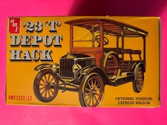 1923 T DEPOT HACK TRUCK MODEL KIT AMT ERTL 1/25 SCALE NEW IN OPEN BOX COOL LOOK!