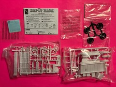1923 T DEPOT HACK TRUCK MODEL KIT AMT ERTL 1/25 SCALE NEW IN OPEN BOX COOL LOOK!