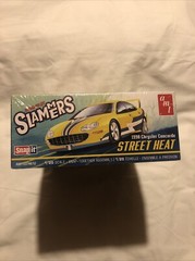 AMT 1/25 1998 Chrysler Concorde Slammers Street Heat Model Kit AMT1227-NEW