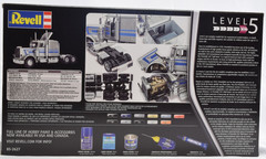Revell Peterbilt 359 1/25 Scale Plastic Model Truck Kit 85-2627