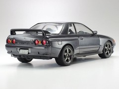 Tamiya 24090 1/24 Scale Model Sports Car Kit Nissan Skyline GT-R R32 BNR32