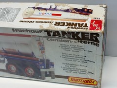 AMT 1:25 Scale Union Gas Fruehauf Tanker Semi Trailer Sealed Boxed Model Kit