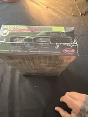 The Green Hornet Black Beauty 1:32 Scale Plastic Model Kit Polar Lights